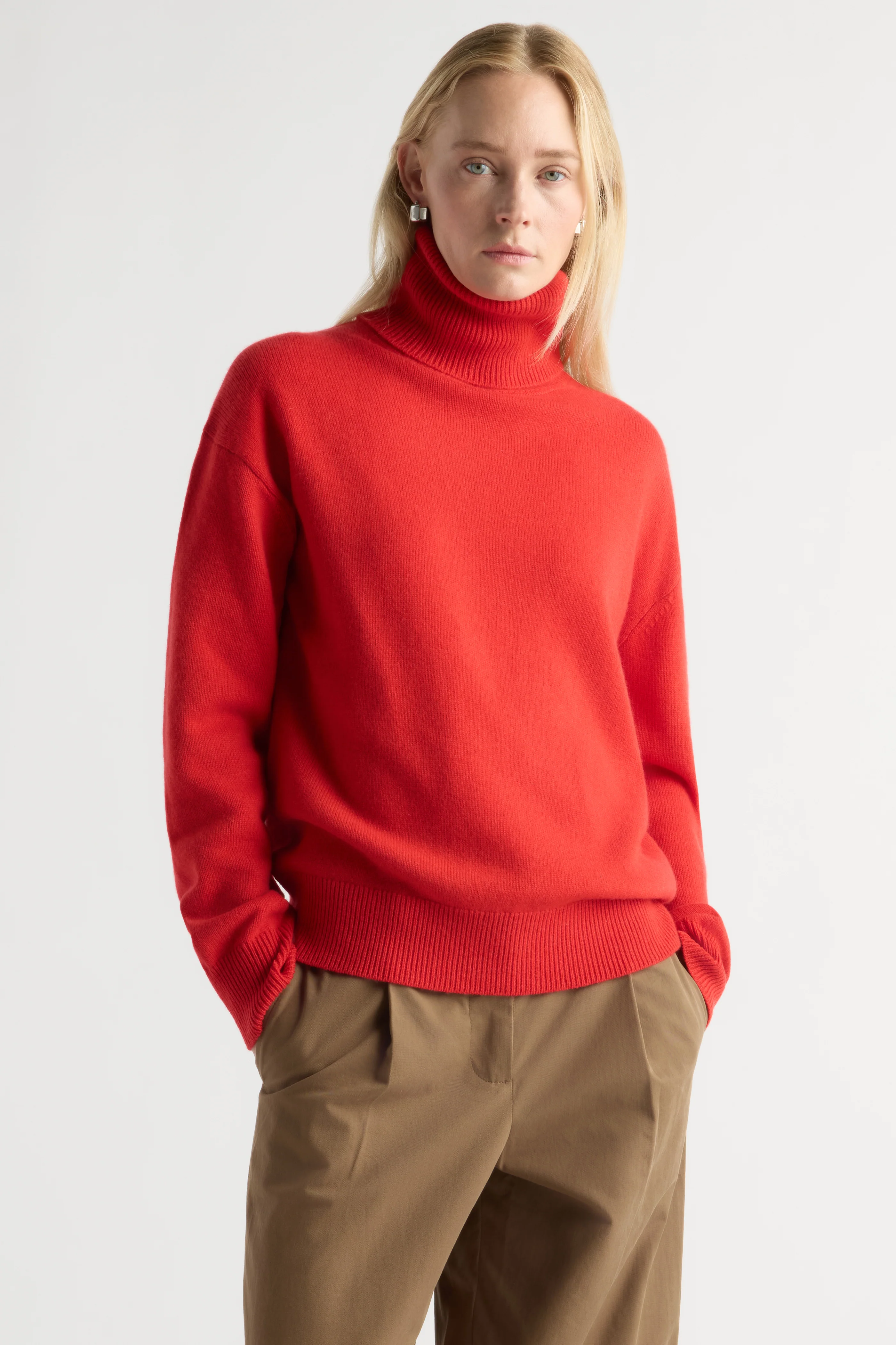 Miro Wool-Cashmere Tunic Turtleneck Sweater