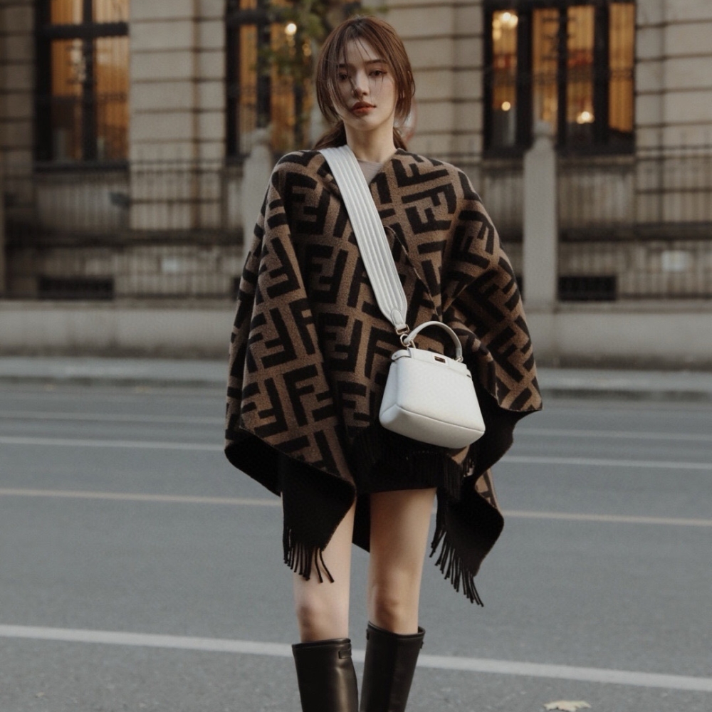 Fendi Ff Poncho Multicolor Wool And Cashmere Fxx715aeowf0qt1