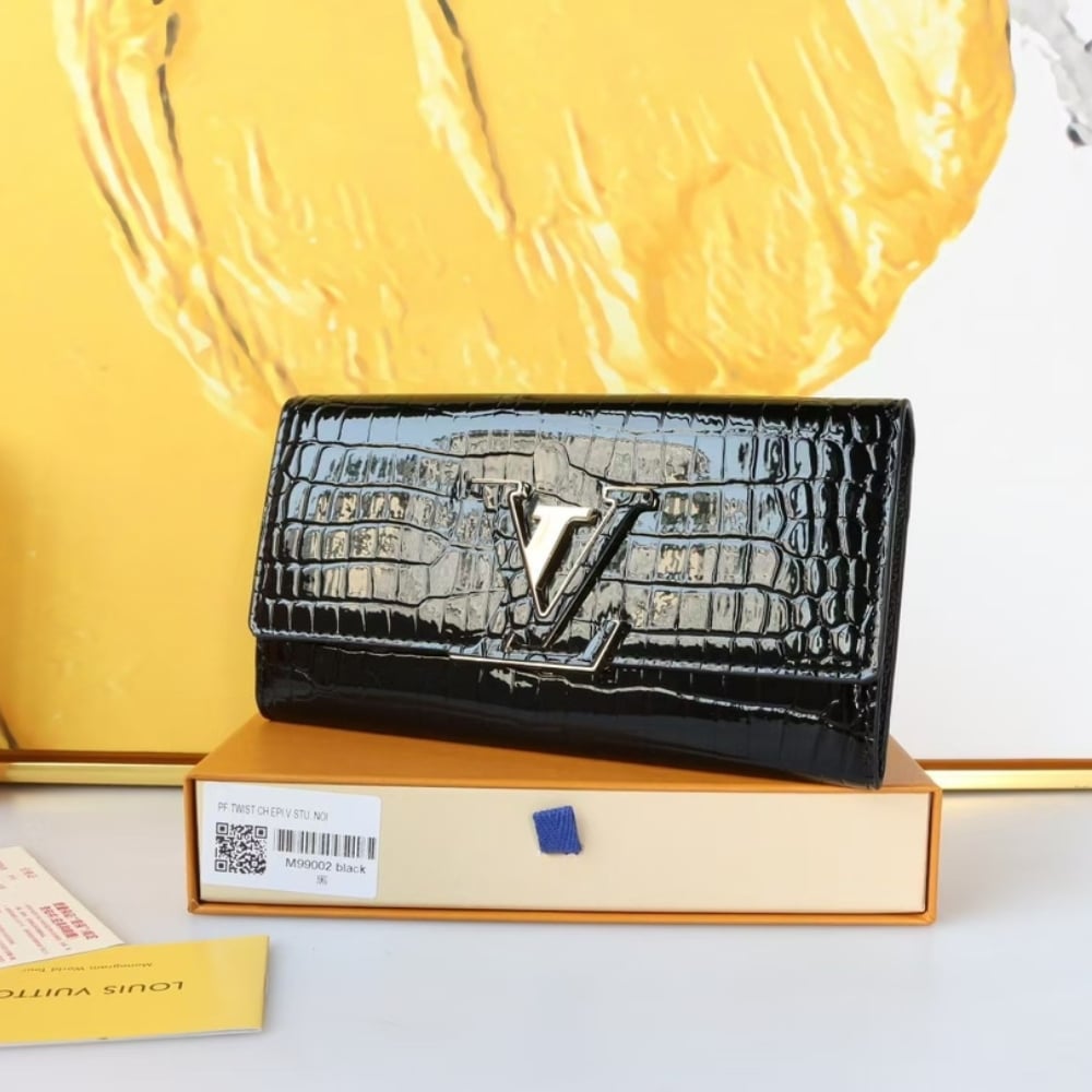 Louis Vuitton Capucines Crocodile Leather Long Wallet Black 20cm
