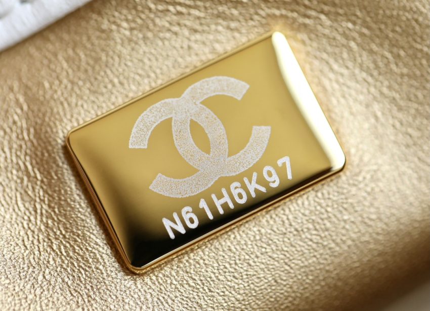 CHANEL CF 20 cm Golden Ball White