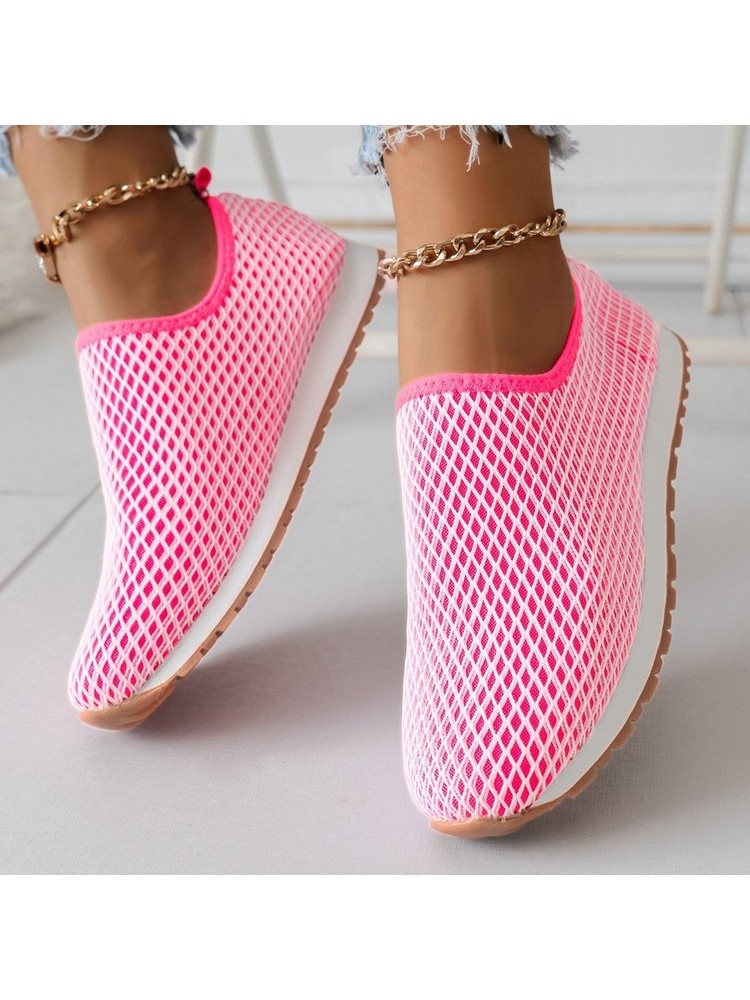 Hollow-out Round Toe Sneaker