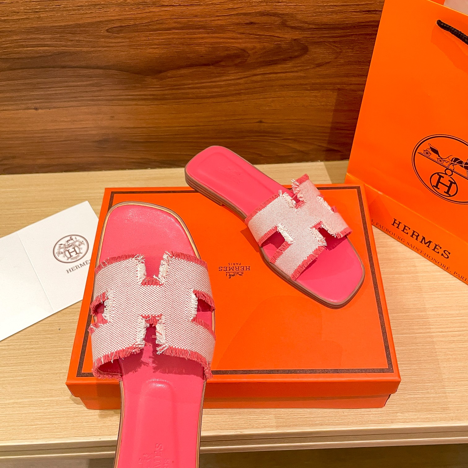 Hermes Oran Sandal Pink H231095Z C5350
