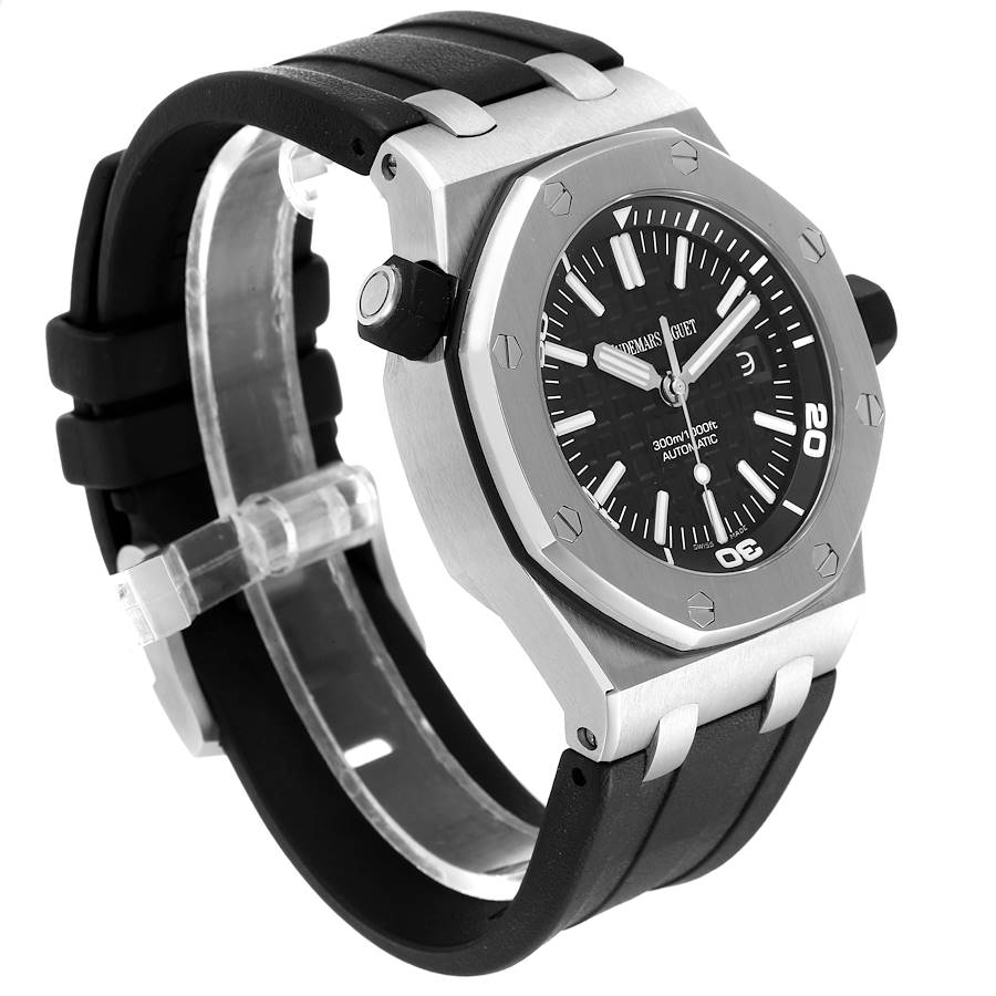 Audemars Piguet Royal Oak Offshore Diver Black Dial Mens Watch 15703