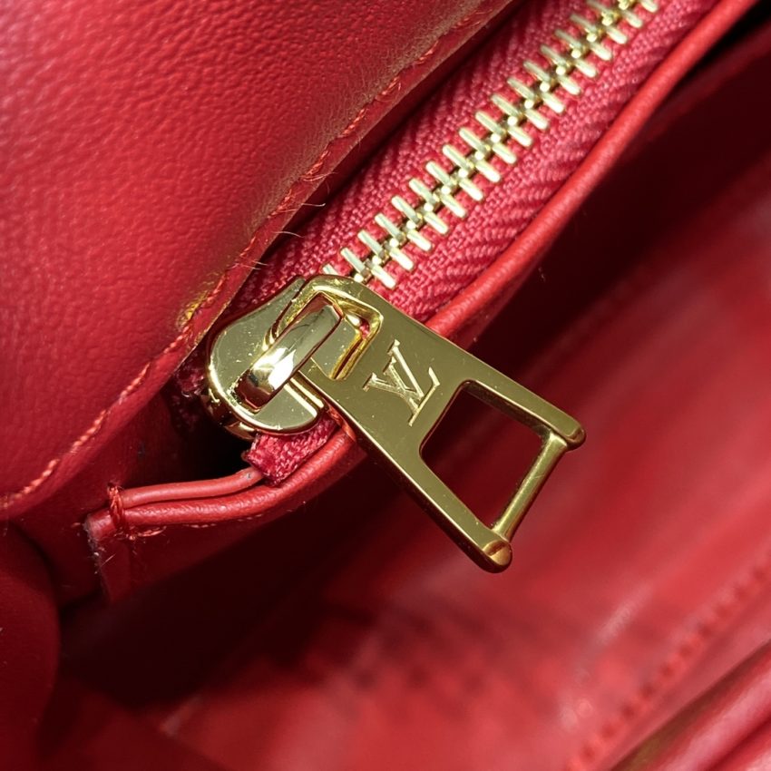 Replica Louis Vuitton Go – 14 Red