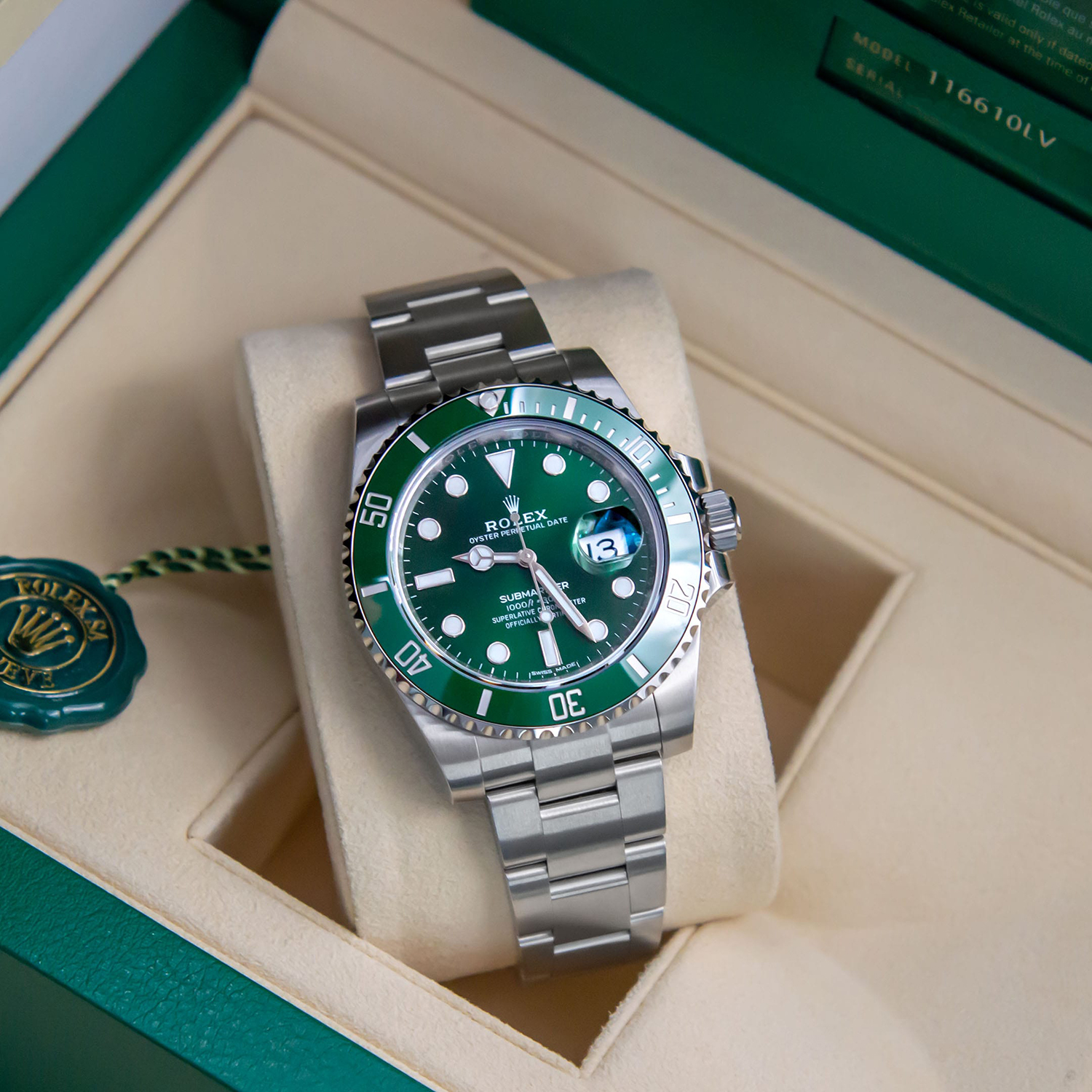 Rolex Submariner Date Hulk Green Dial Steel Mens Watch 116610LV Unworn