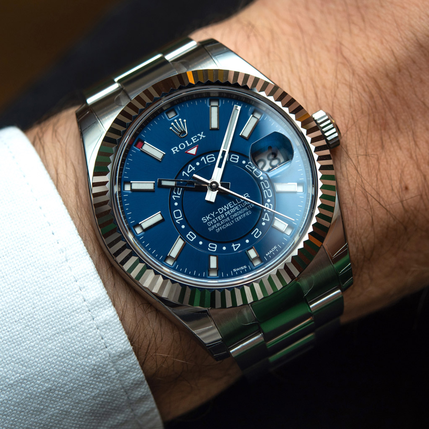 Rolex Sky-Dweller Blue Dial White Gold Bezel Steel Band Men's Watch M326934-0003 Unworn