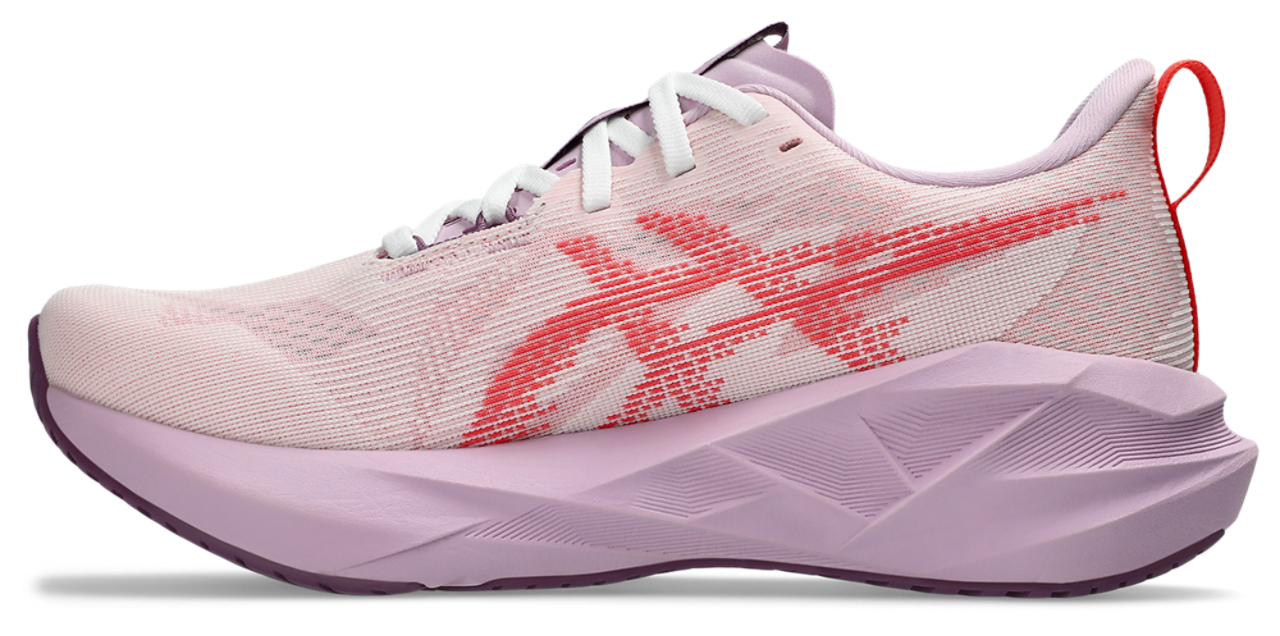 ASICS® Novablast 5