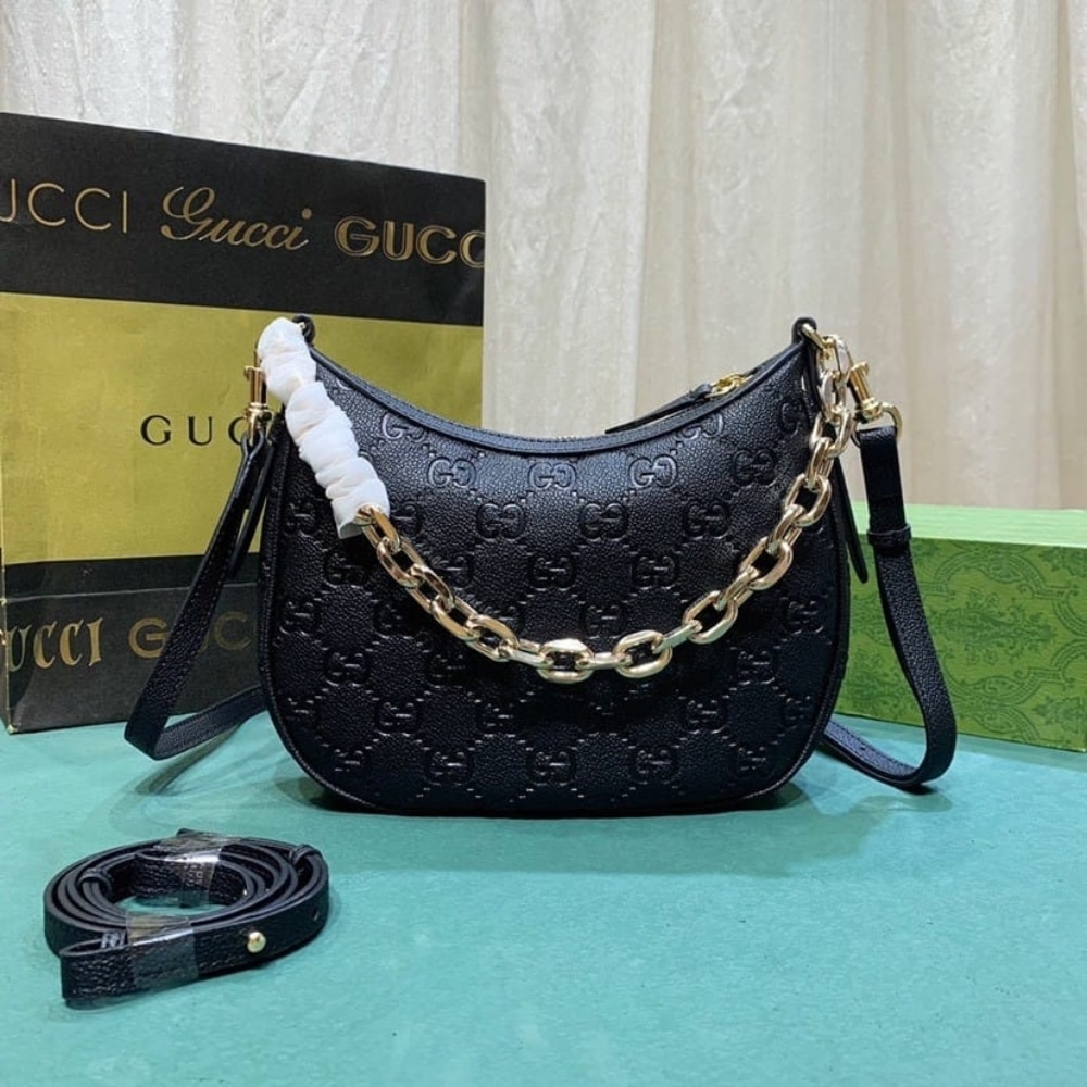 Gucci Gg Emblem Small Shoulder Bag Black 23Cm 815409 Aaeem 1000