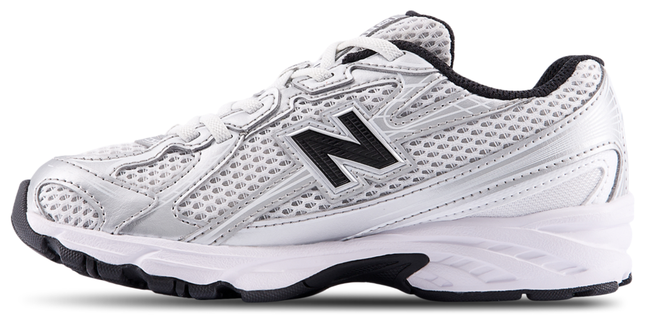 New Balance 740