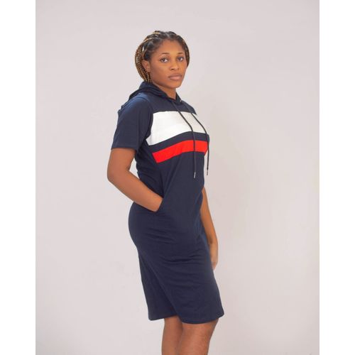 Danami White & Red Navy Blue Contrast Hooded Short Gown