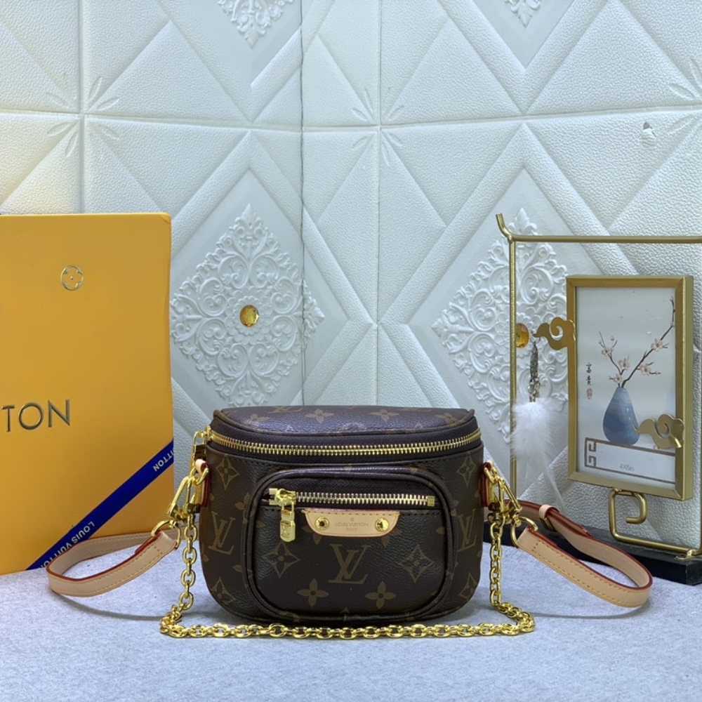 Louis Vuitton Mini Bumbag Bag Monogram Canvas 17Cm M82335