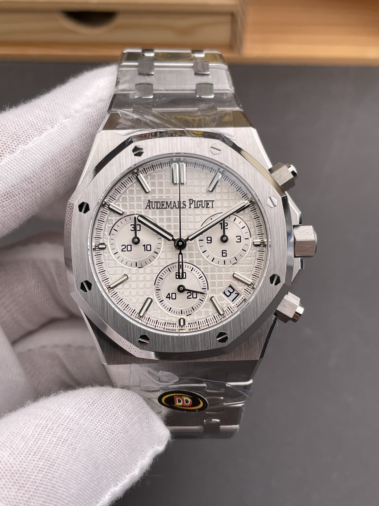 Royal Oak 26240 Silver White Dial