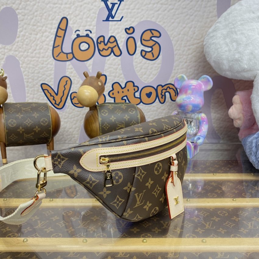 Replica Louis Vuitton Bumbag Waist Brown