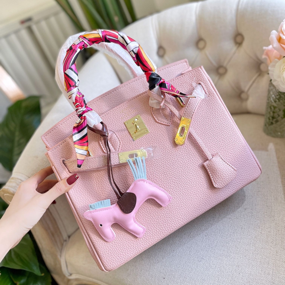 Hermes Birkin 30 Togo Leather Gold Hardware Light Pink 30Cm