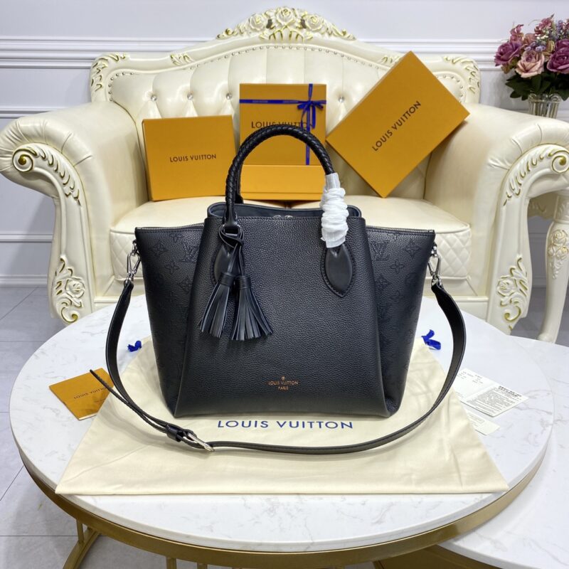 Replica Louis Vuitton Humea Black