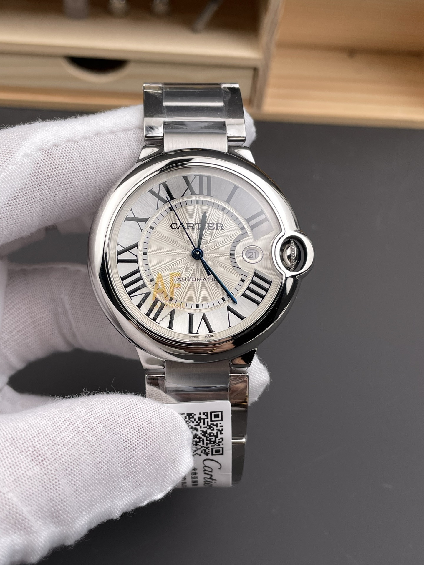 Ballon Bleu, Blued Steel Hands White Dial
