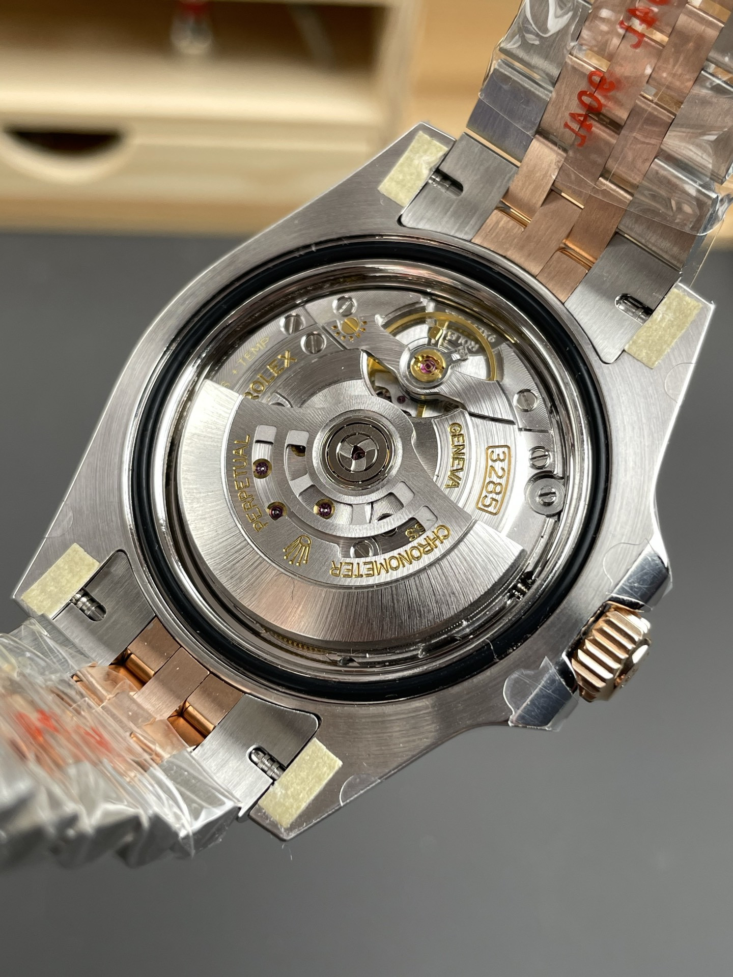 Two-Tone Rose Gold GMT Rootbeer Bezel