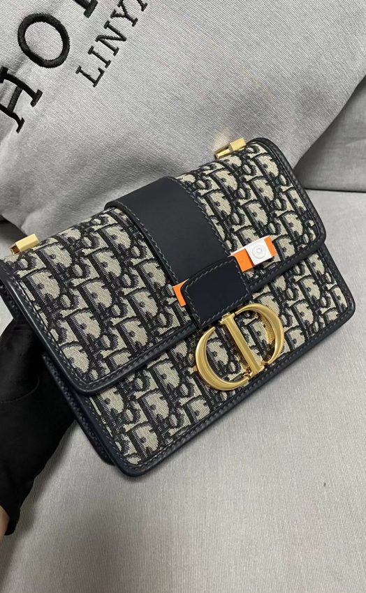 Replica Dior 30 Montaigne Oblique Jacquard