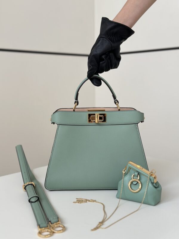 Replica Fendi Peekaboo Medium Light Green