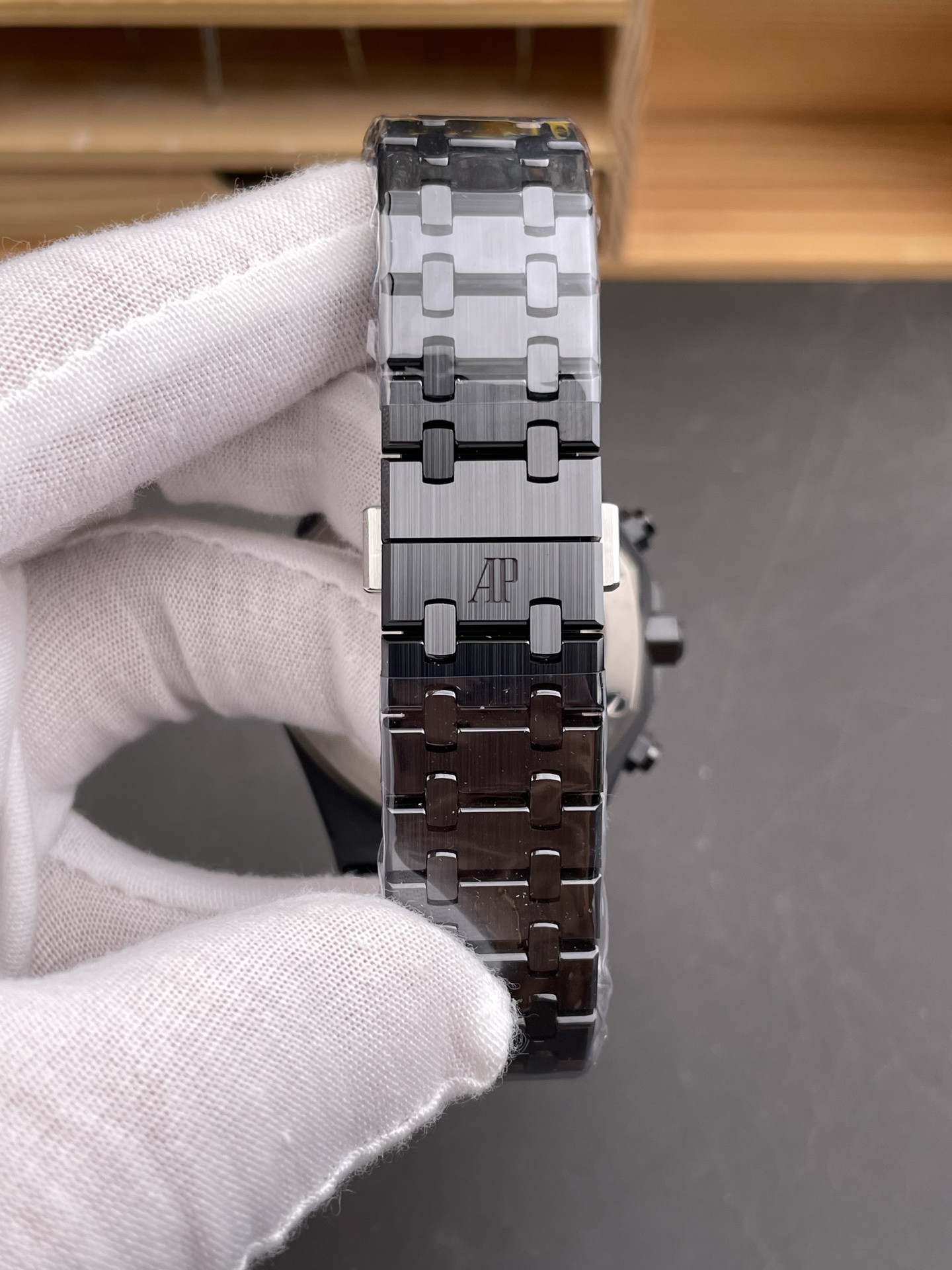 Royal Oak 26240 Black Ceramic DDF Factory