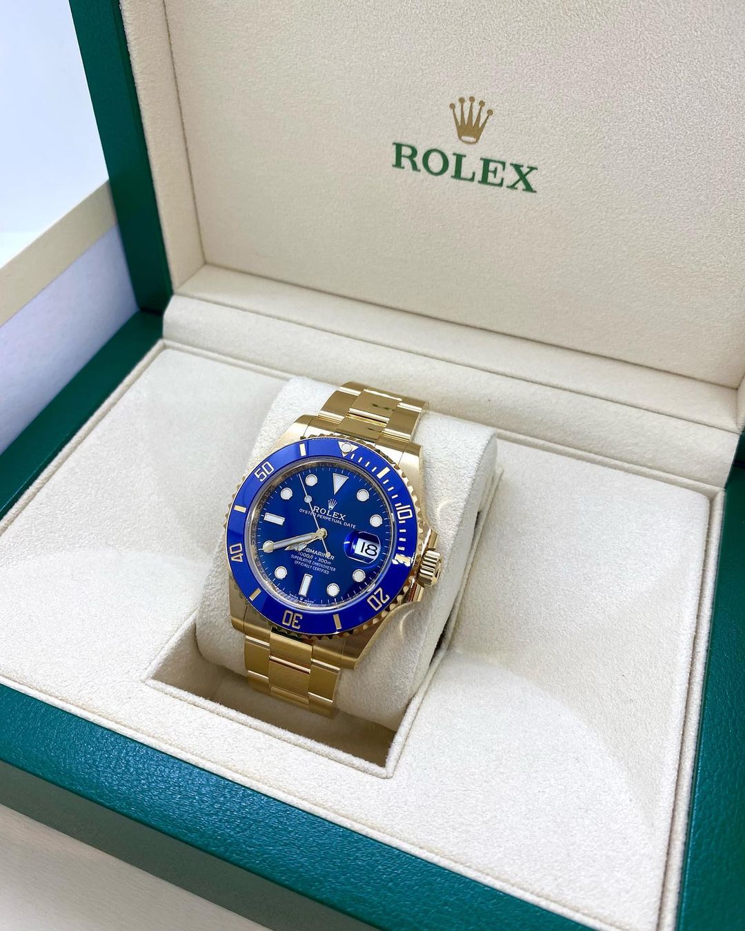Rolex Perpetual Submariner m126618ln Series New