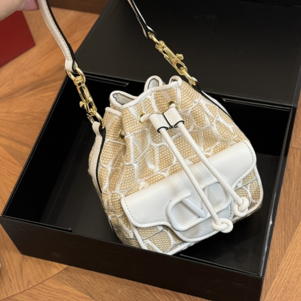 Valentino Garavani Loco Iconographer Toi Beige 16cm 4w2b0m94rrc