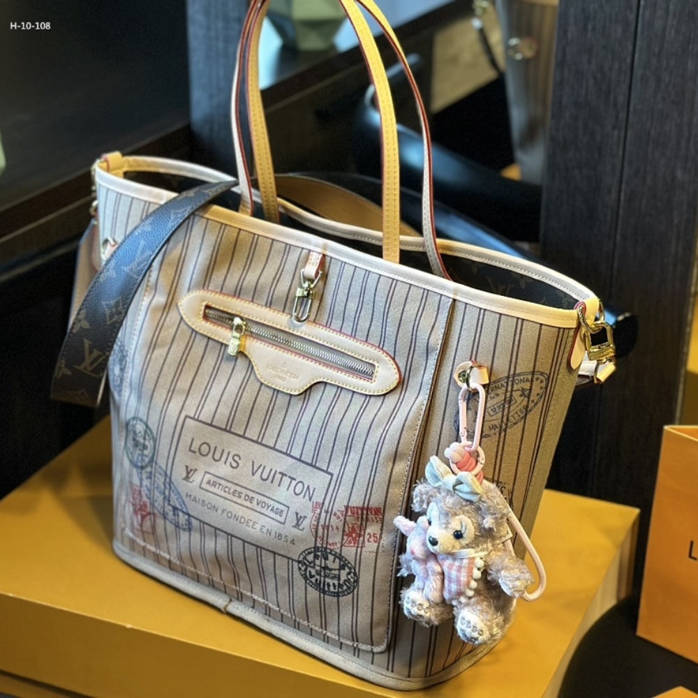 Louis Vuitton Neverfull Bandoulière Inside Out MM Beige 31cm M11948