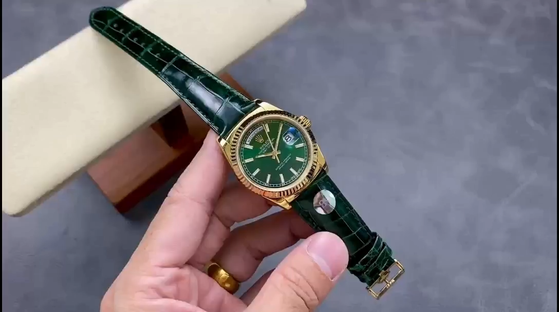 Rolex Day Date 36 Green Dial Solid 18k Yellow Gold 118138 0003