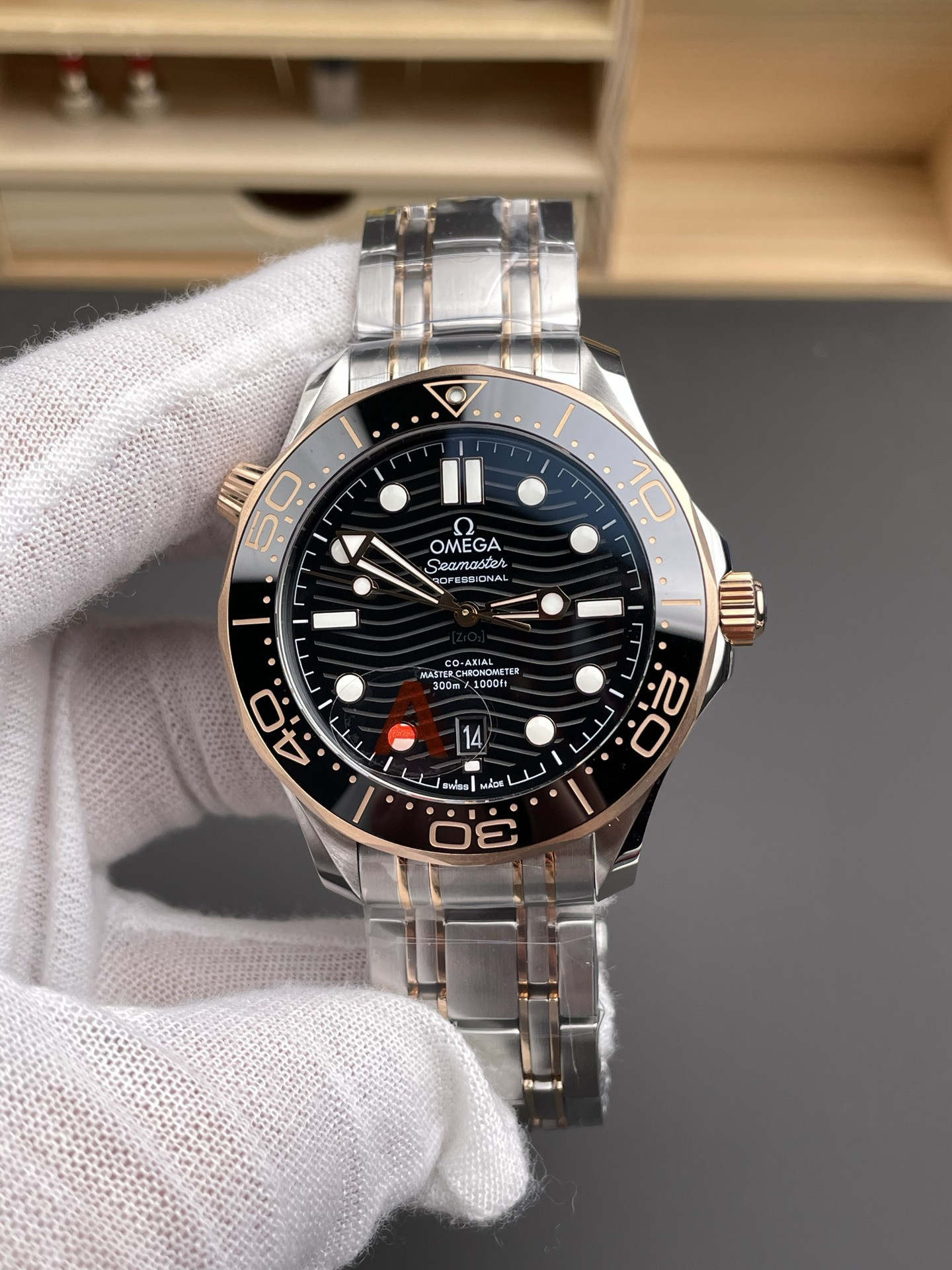 Seamaster 300 Two-Tone Rose Gold Black V4 Version