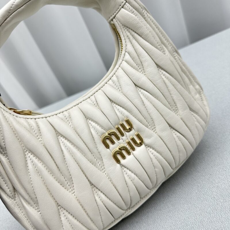 Replica Miu Miu Wander White