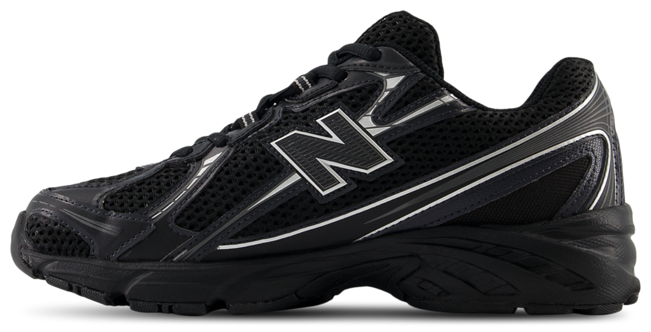 New Balance 740