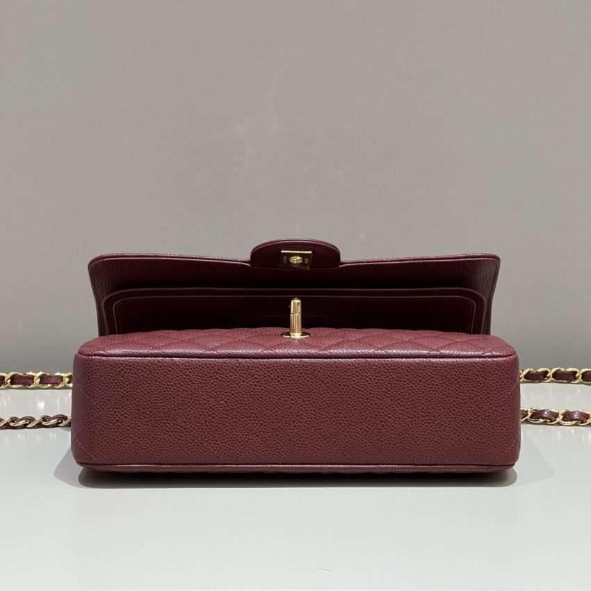 CHANEL Classic Flap 25cm Red