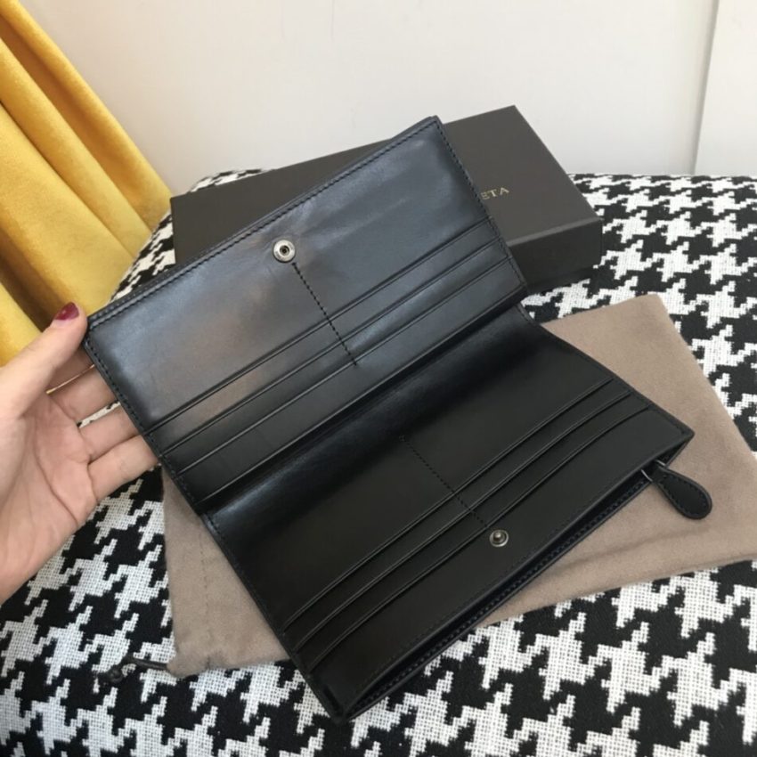 Replica Bottega Veneta Intrecciato Pouch