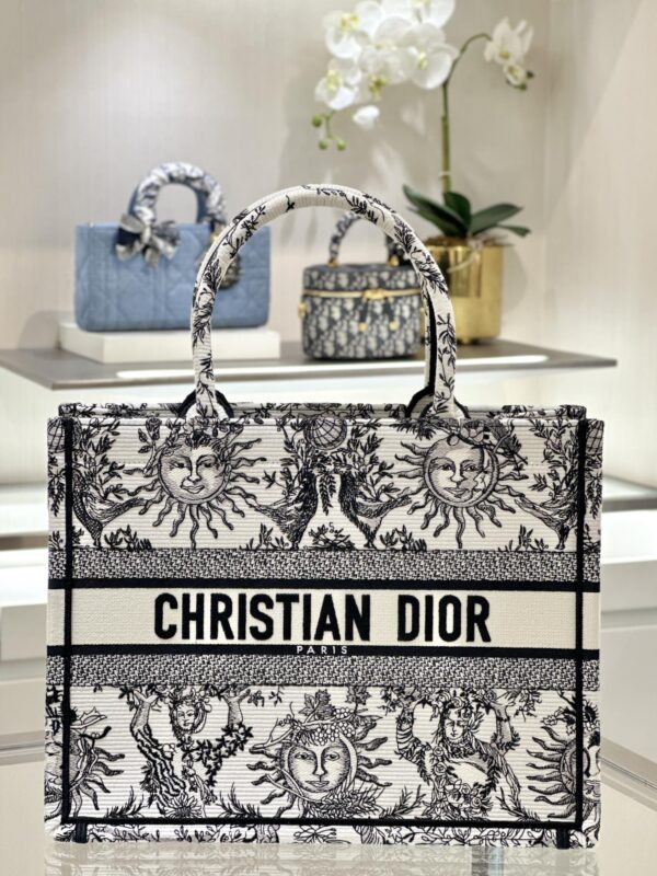 Replica Dior Tote Book Black&White Sun