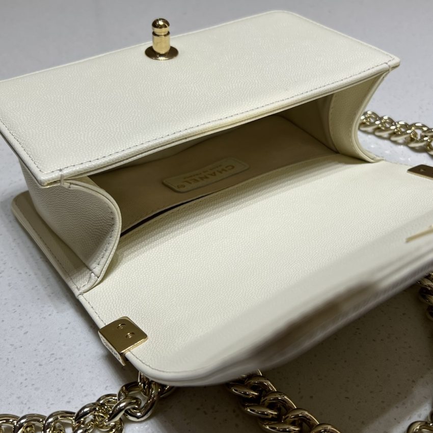 CHANEL Le Boy Small Ivory