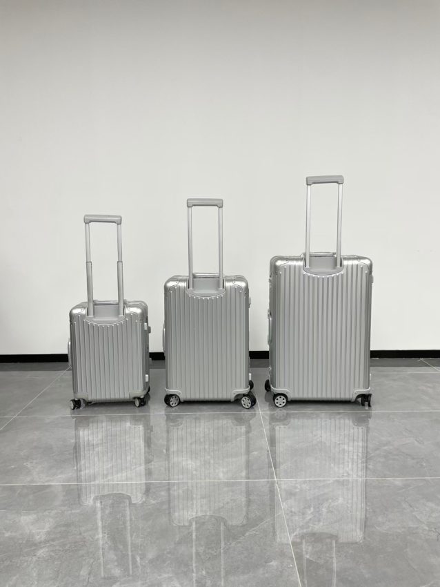 Rimowa Original Suitcase Silver