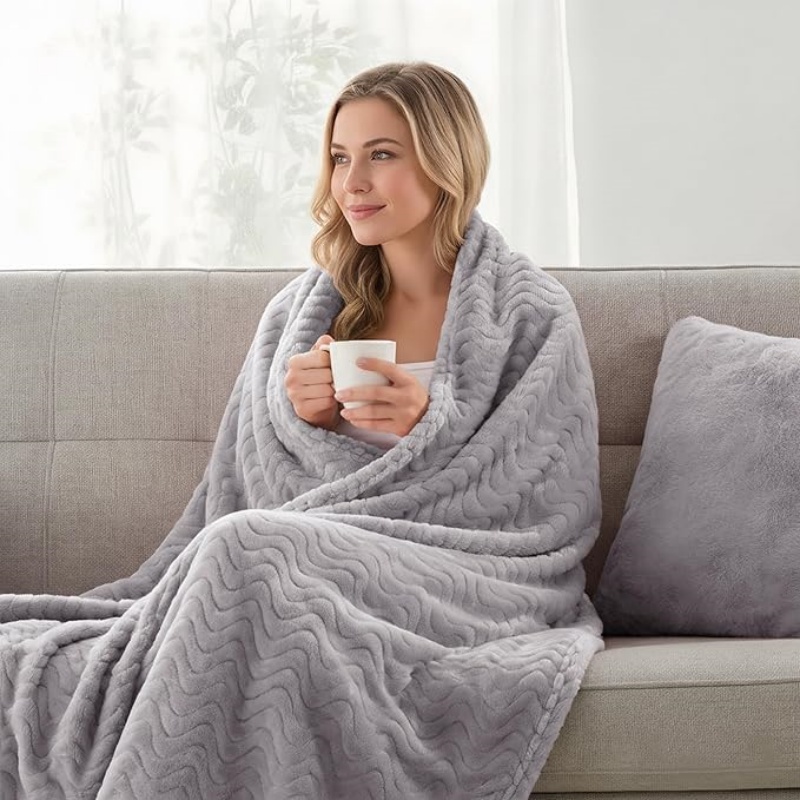VELVETIER Mezcla Fleece Throw Blanket for Couch