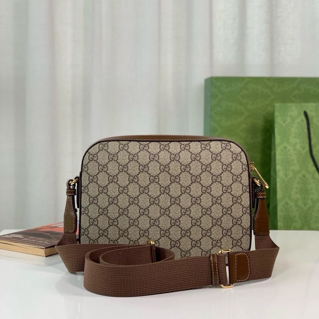 GUCCI MESSENGER BAG WITH INTERLOCKING G