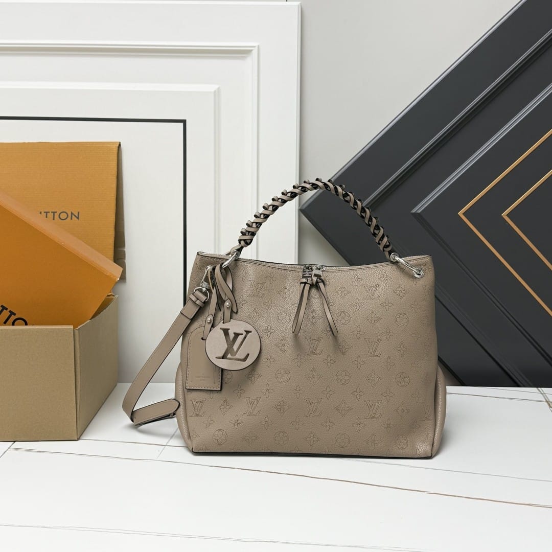 Louis Vuitton Carmel Mahina Perforated Leather Galet 32cm M56084