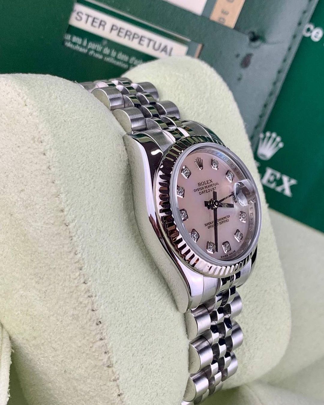 Rolex Lady Datejust 28 Pink Diamond Dial Fluted Bezel Watch 279174