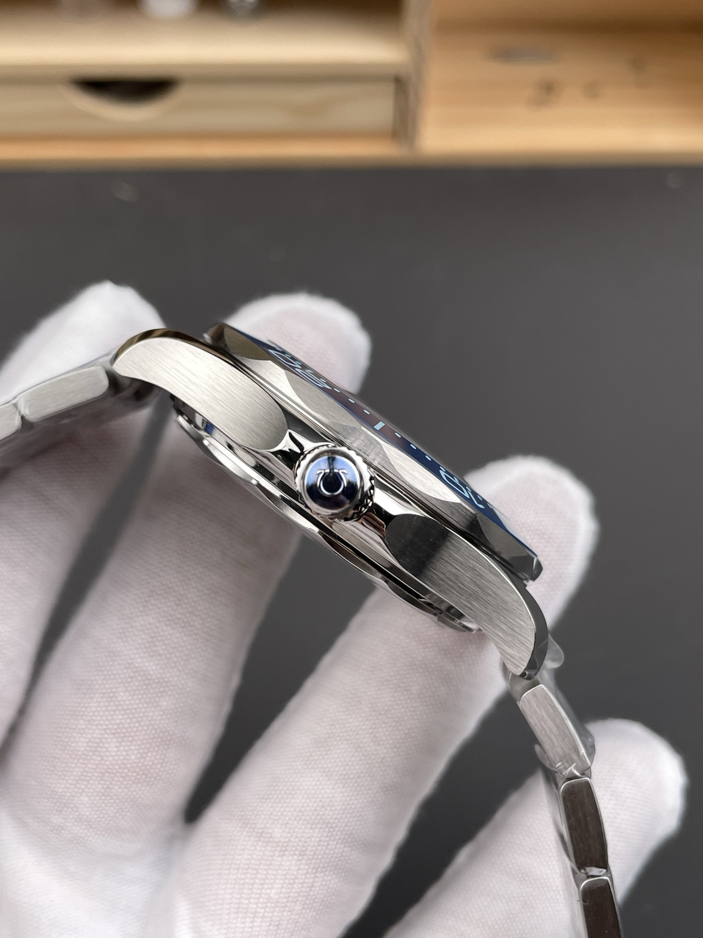 Seamaster 300, Gradient Blue 75th Anniversary Edition