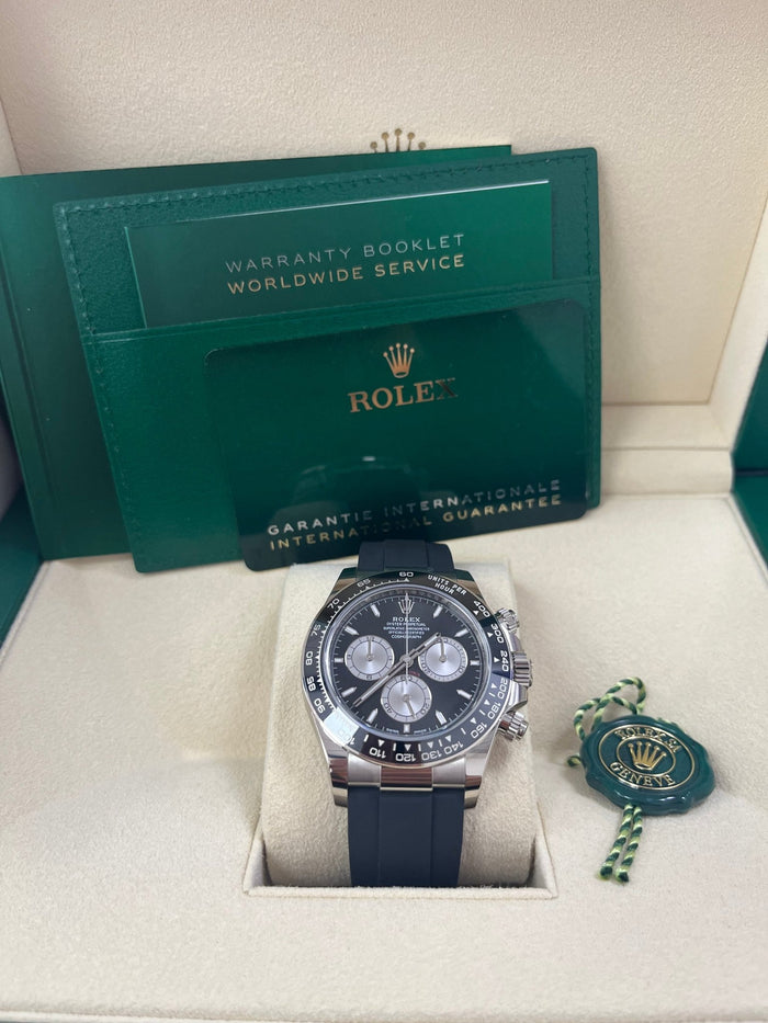 2023 New Rolex Cosmograph Daytona Oyster, 40 mm, White Gold m126519ln-0002