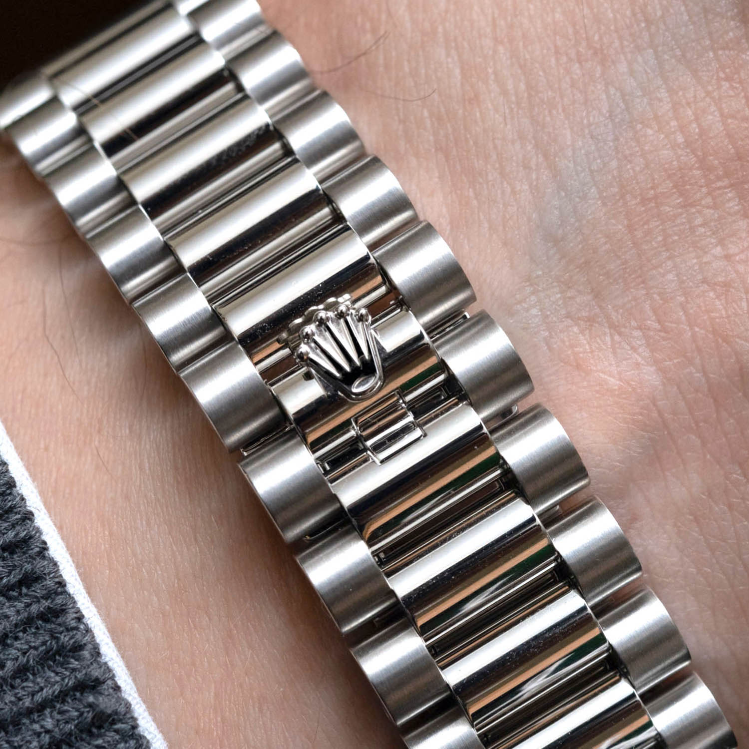 2025 NEW Rolex Land-Dweller 40 Oyster, 40 mm, Oystersteel and white gold M127334-0001