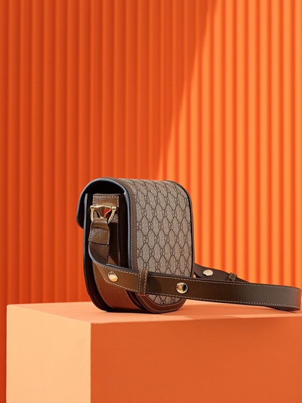 Replica Gucci Horsebit 1995 Semi – Circular Canvas