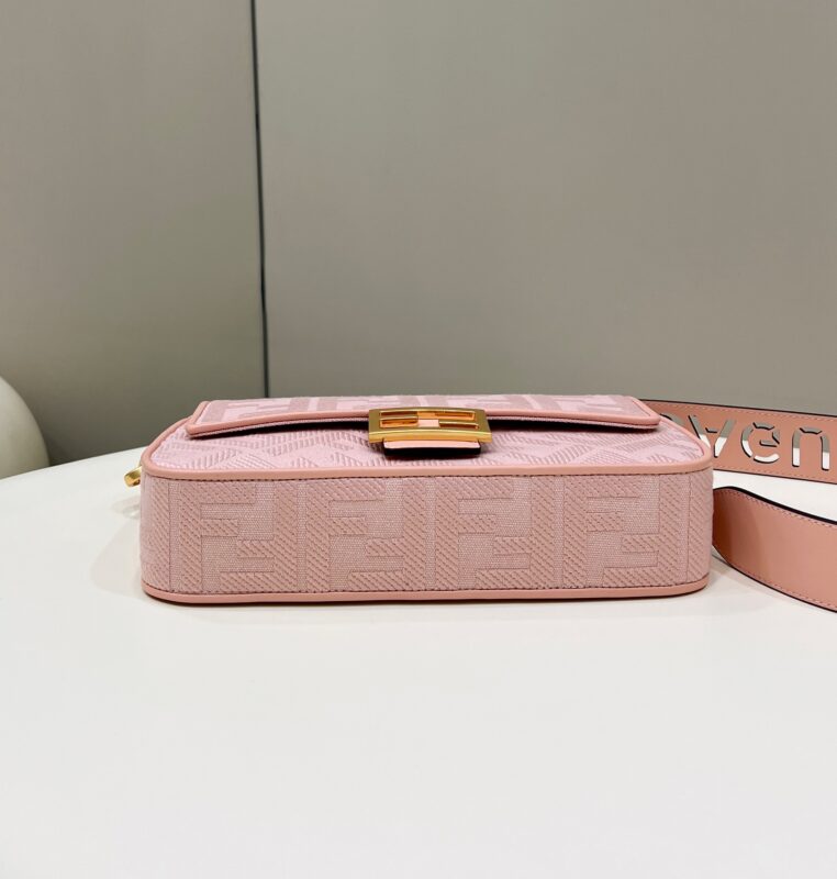Replica Fendi Baguette Ff Pink