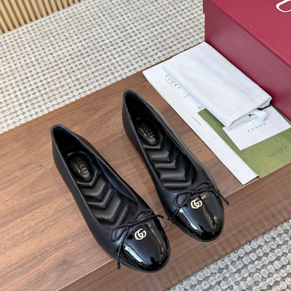 Gucci Women Ballet Flat With Double G Black Leather ‎835805 Bnc80 1000