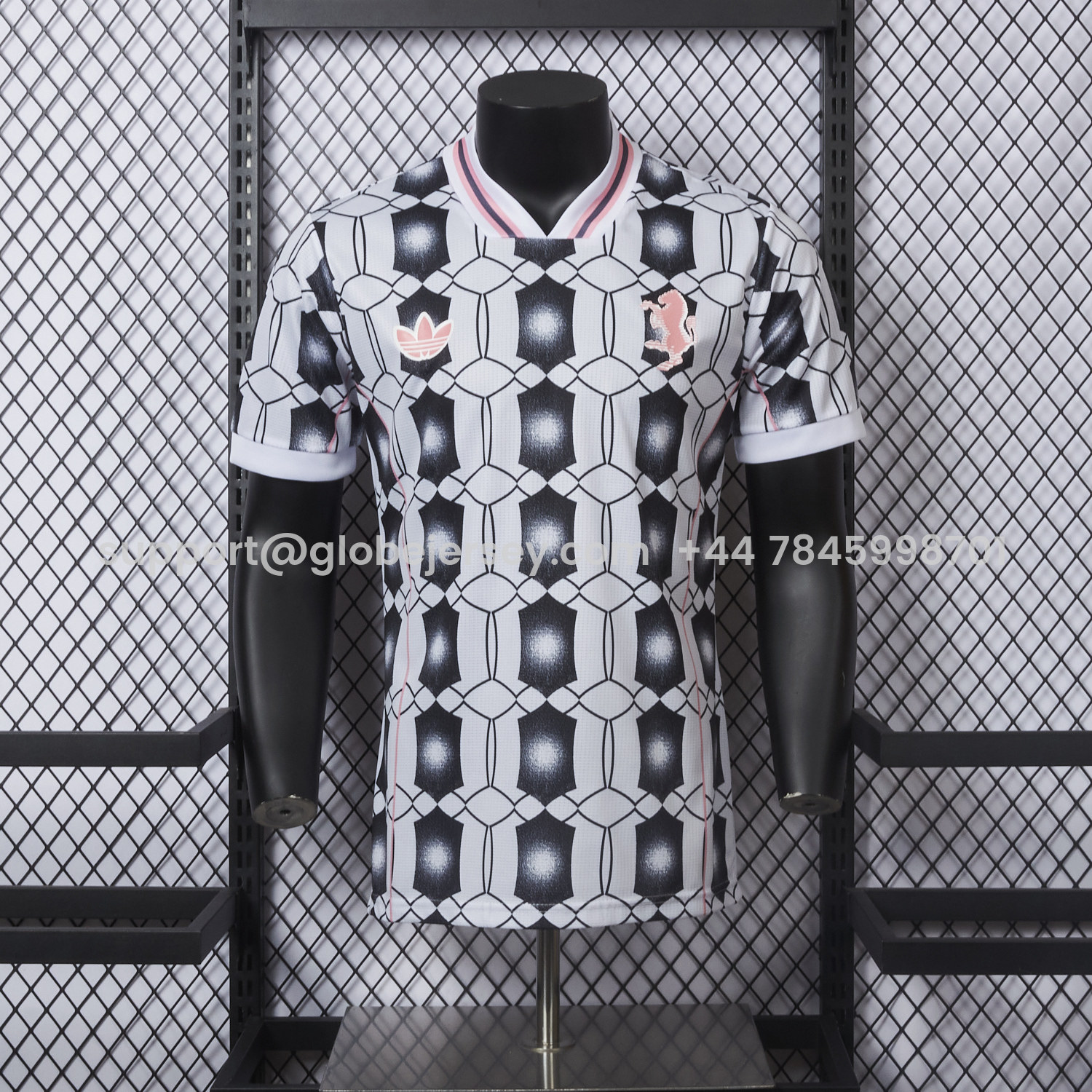 Juventus 25-26 Retro-Style Hexagonal Pattern Jersey - Player Edition