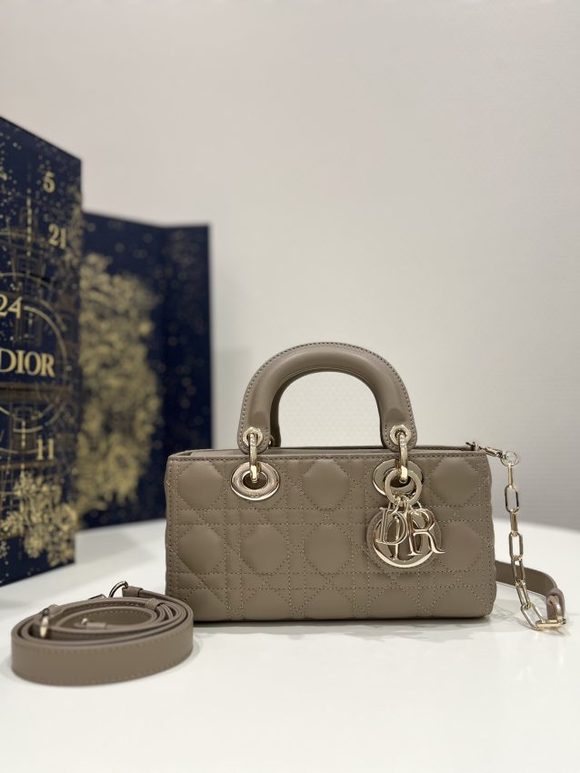 Replica Dior Lady D – Joy Bag Caramel