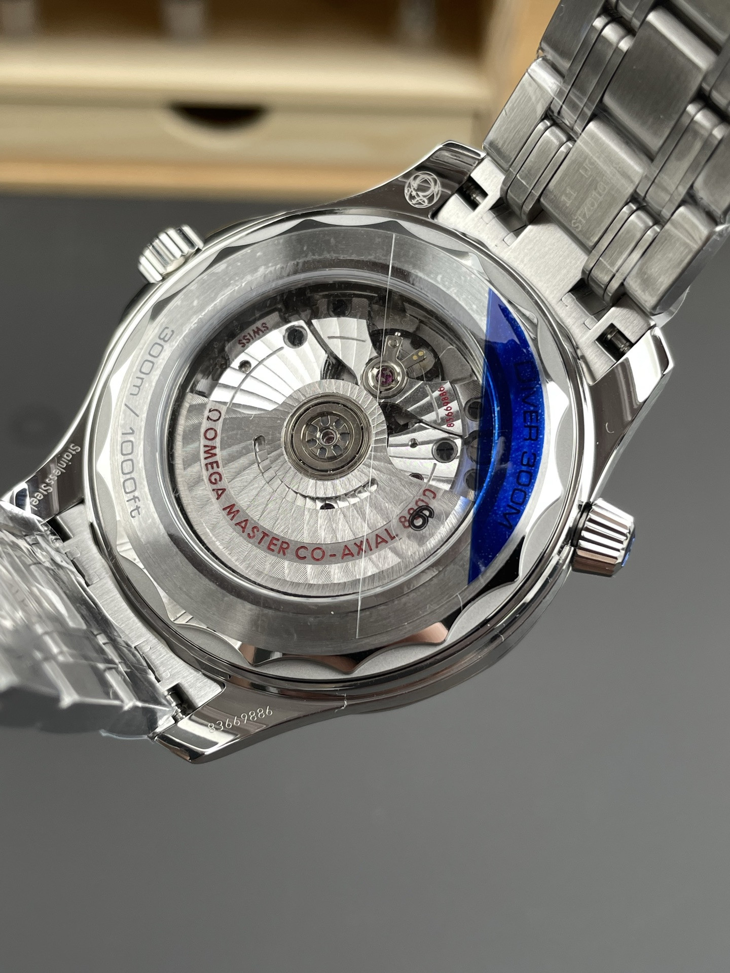 Seamaster 300 White V4 Version