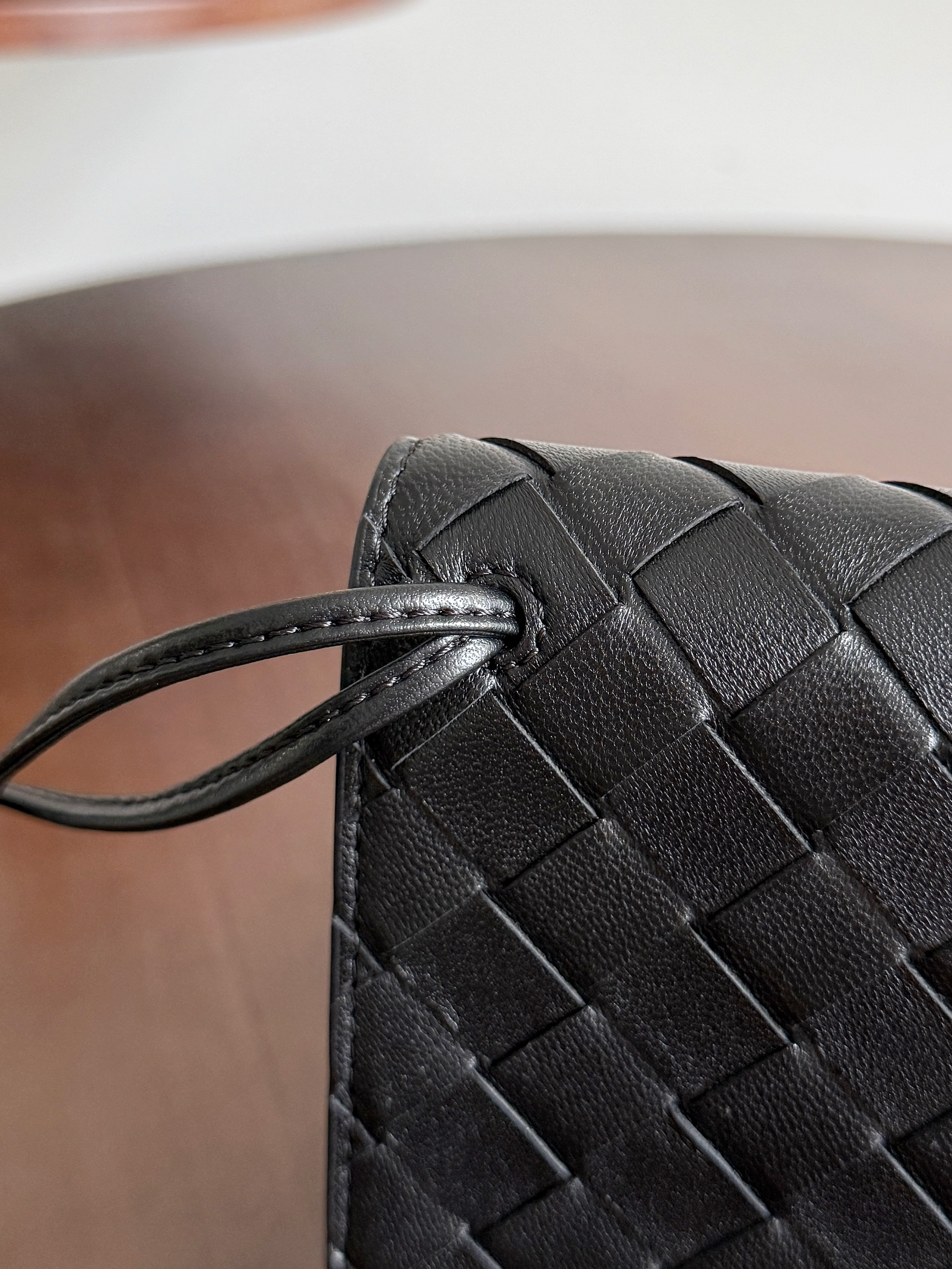 Bottega Veneta Andiamo Pouch Replica